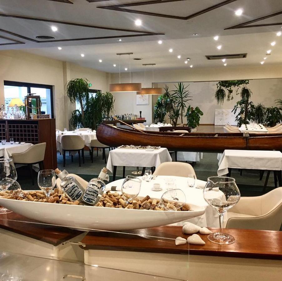 Hotel Restaurant Tivoli - Basel Airport Huningue Eksteriør billede